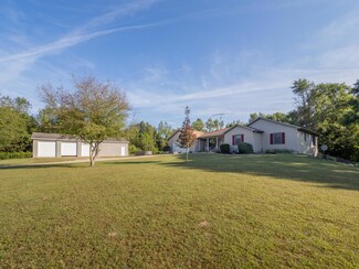 34219 Michigan 40, Paw Paw, MI 49079