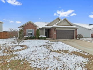 5554 Skyline Dr, Owensboro, KY 42301
