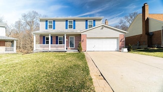 8715 Sarahs Bend Dr, Cincinnati, OH 45251