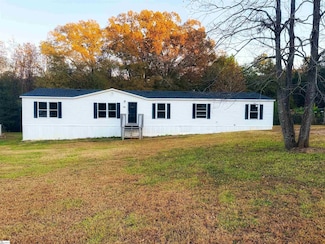 124 Golf Ln, Fountain Inn, SC 29644