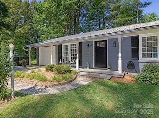 150 Deerwoode Ln, Brevard, NC 28712