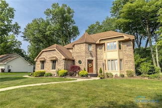 2439 Notting Hill Rd, Toledo, OH 43617