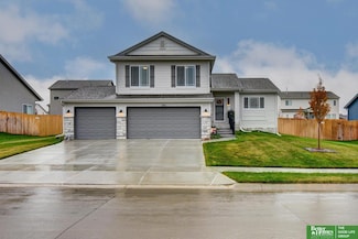 12006 S 107th St, Papillion, NE 68046