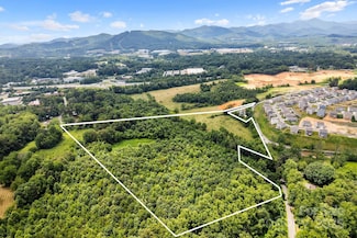 9999 Holbrook Rd, Asheville, NC 28806