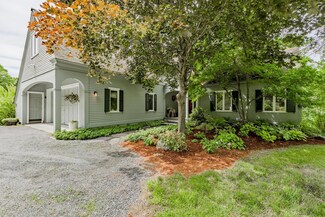 22 Prospect St, Woodstock, VT 05091
