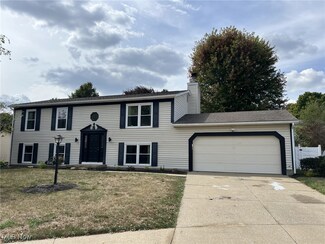 282 Kent Cir NE, New Philadelphia, OH 44663