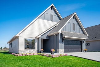 2232 Aftonn Cir, Hudson, WI 54016