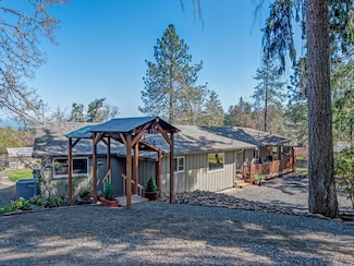 155 E 49th Ave, Eugene, OR 97405
