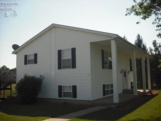 2915 State Rt 20 Route, Collins, OH 44826