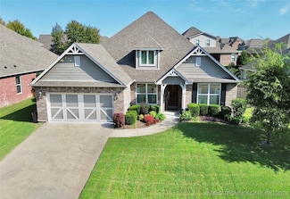 1005 S 71st St, Broken Arrow, OK 74014