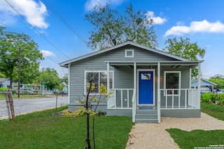 1303 NW 22nd St, San Antonio, TX 78207