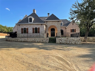 90 Woodland Hills Dr, Sherman, TX 75092