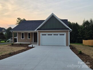 213 Harry Dr, Morganton, NC 28655