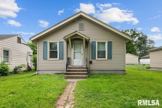 3405 9th St, Rock Island, IL 61201