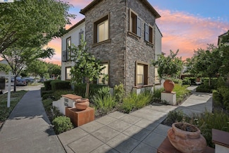 5010 Barrenstar Way, San Ramon, CA 94582