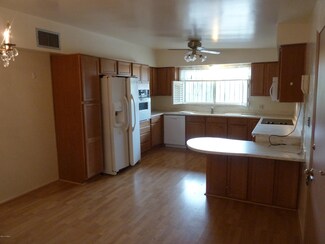 5713 E 10th St, Tucson, AZ 85711