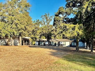 18080 Cr 2701, Enchanted Oaks, TX 75156