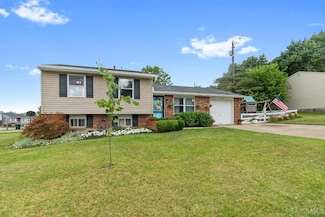 5176 Dundas Dr, Cincinnati, OH 45238