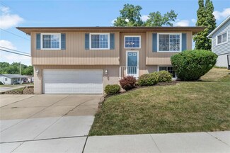 1600 21st St NW, Cedar Rapids, IA 52405