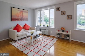 1730 Arlington Blvd Unit 309, Arlington, VA 22209