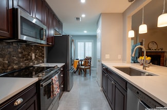 2255 Thousand Oaks Dr Unit 105, San Antonio, TX 78232