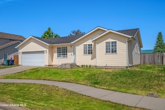 321 E Acorn Ave, Coeur D Alene, ID 83815