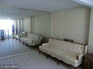 22 Orion Club Dr, Ashton, MD 20861