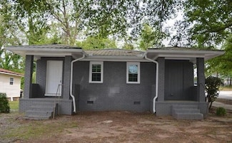32 Haynie St, Newnan, GA 30263