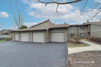 29W410 Emerald Green Dr Unit 22C, Warrenville, IL 60555