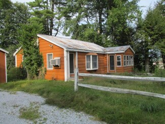 828 Walker Mountain Rd, North Clarendon, VT 05759