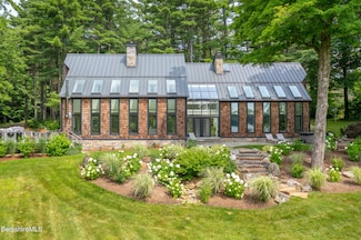 35 Stratford Rd, New Marlborough, MA 01259