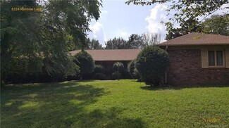 8324 Raintree Ln, Charlotte, NC 28277