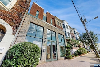 500 Anderson Ave Unit 104, Cliffside Park, NJ 07010