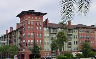 911 N Orange Ave Unit 127, Orlando, FL 32801