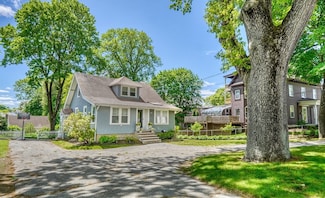 108 Needham St, Dedham, MA 02026