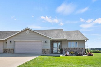 884 Escalade Ln SE, Owatonna, MN 55060
