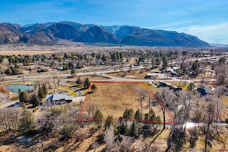 5 Cr 201, Durango, CO 81301