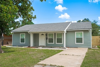 52 Penway St, Houston, TX 77022