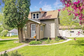 844 3rd Ave SW, Faribault, MN 55021
