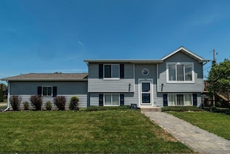 9316 Broadway Dr, Sturtevant, WI 53177