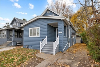 102 Crossman Ave, Buffalo, NY 14211