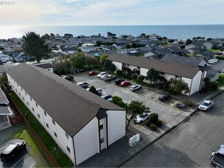 1207 Moore St, Brookings, OR 97415