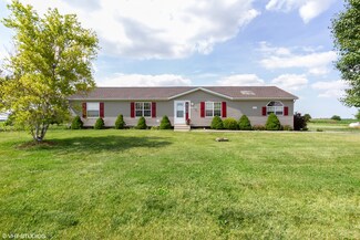 11050 W Eagle Lake Rd, Peotone, IL 60468