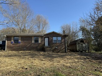 7105 School Heights Dr, Fairview, TN 37062