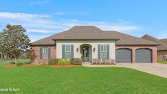 304 Cane Ln, New Iberia, LA 70563