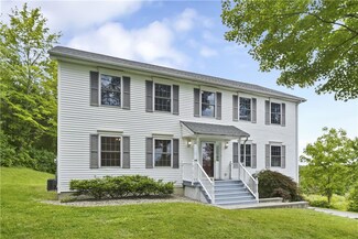 17 Michael Dr, Wappingers Falls, NY 12590