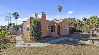 204 N Citrus Ave, Vista, CA 92084