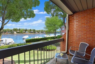 7 River Rd Unit 308, Cos Cob, CT 06807