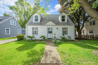 510 S Alfred Ave, Elgin, IL 60123