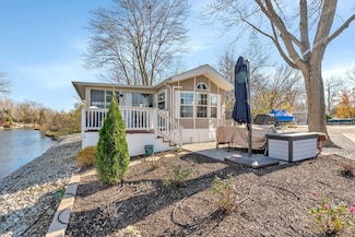 80 Fossil Cove Ln, Wilmington, IL 60481